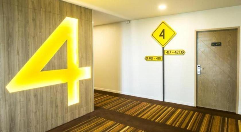 The Circle Hotel Buriram Bagian luar foto